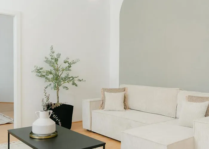Apartmán Stylish For 4-6, 5 Min To Center, Metro & Free Parking *