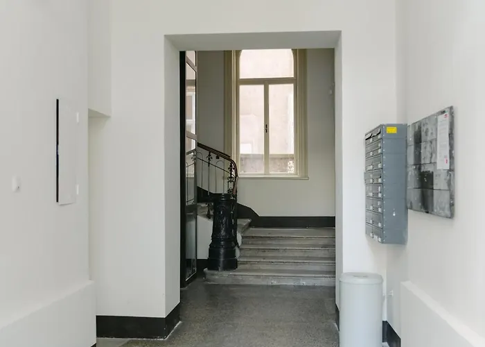 Stylish For 4-6, 5 Min To Center, Metro & Free Parking Apartmán
